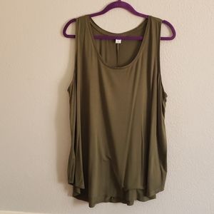 3 Women's workout tops